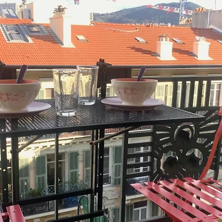 Appartement Riviera - Le Petit Balcon De Tonduti - Center 3*